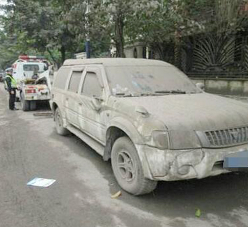 板橋四肖中特100僵屍車報廢